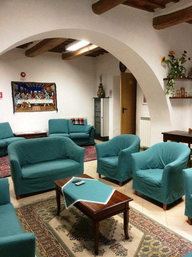Residenza Pitigliano Gens Petilia - Nuova Gestione Hotel Ngoại thất bức ảnh