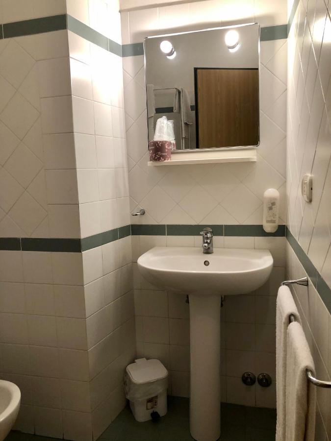 Residenza Pitigliano Gens Petilia - Nuova Gestione Hotel Ngoại thất bức ảnh