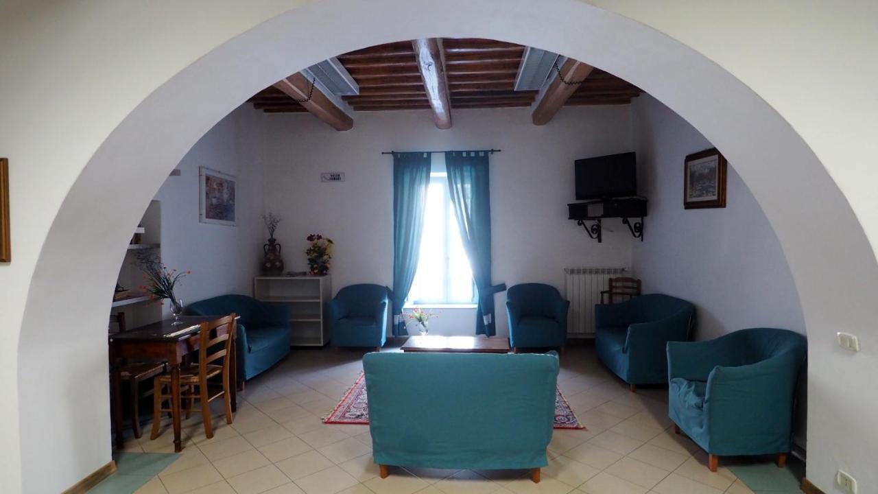 Residenza Pitigliano Gens Petilia - Nuova Gestione Hotel Ngoại thất bức ảnh